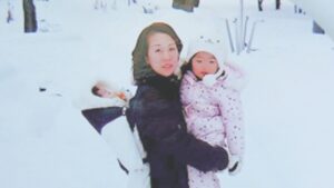 谷津絵美子と幼いころの娘たち